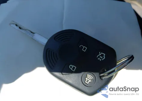 2014 Ford Focus Se z USA, uszkodzony, nr VIN 1FADP3F22EL424136